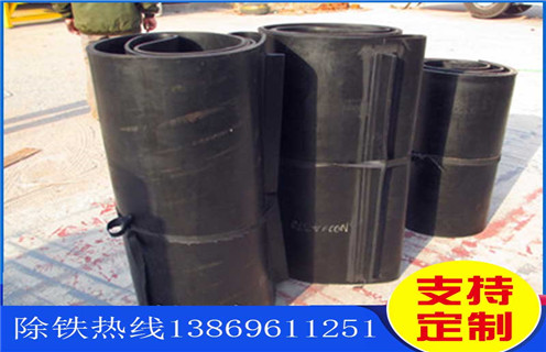 永磁除鐵器，皮帶除鐵器，永磁皮帶除鐵器安裝高度有什么標(biāo)準(zhǔn)嗎