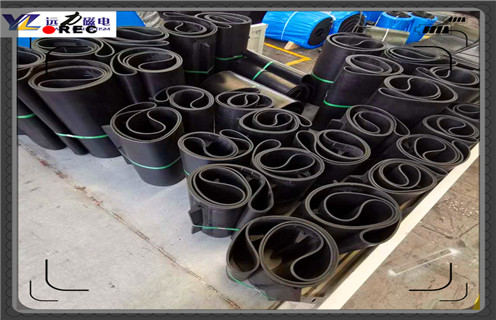 除鐵器皮帶，浙江除鐵器在皮帶運(yùn)用安裝_浙江皮帶式除鐵器訂制跑偏原因及如何調(diào)_刮板價(jià)格  