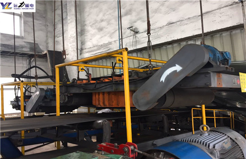 電磁自卸式除鐵器，河南電磁自卸式除鐵器用什么電機(jī)國家標(biāo)準(zhǔn)_河南RCDD-12自卸式電磁除鐵器廠家配件_型號及工作視頻 