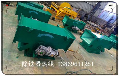 永磁管道除鐵器，永磁管道除鐵器rcyg_遠力永磁管道除鐵器rcyg12000高斯 可定制工作原理_安裝示意圖