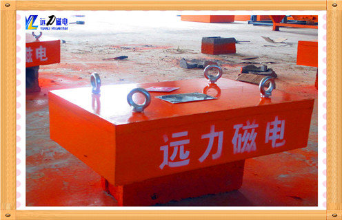 懸掛式永磁除鐵器，遼寧懸掛式永磁除鐵器廠家知識參數_內部磁塊安裝方法_遼寧懸掛式永磁除鐵器廠家型號價格