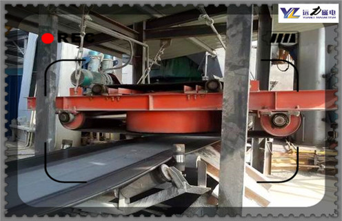 自卸式電磁除鐵器，新疆自冷自卸式電磁除鐵器_技術(shù)參數(shù)_新疆自冷自卸式電磁除鐵器工作原理_國家標(biāo)準(zhǔn)生產(chǎn)廠家 