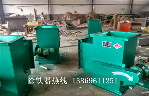 管道除鐵器，吉林液體管道除鐵器_吉林液體管道除鐵器廠家應(yīng)用安裝示意圖型12000高斯_可定制工作原理