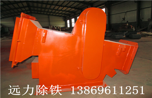 管道除鐵器，河北管道式除鐵器_河北管道式除鐵器應(yīng)用安裝示意圖型12000高斯_可定制工作原理