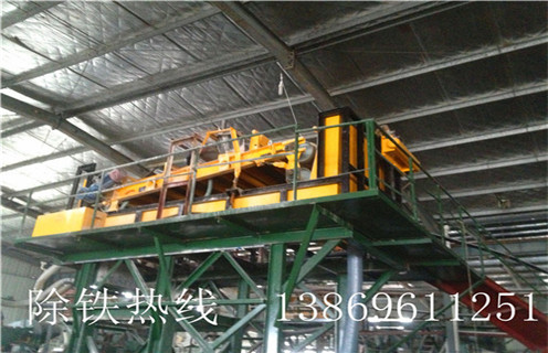 永磁帶式除鐵器，四川永磁帶式除鐵器工作原理_如何卸鐵國家標(biāo)準(zhǔn)安裝工作視頻_四川永磁帶式除鐵器工作原理 